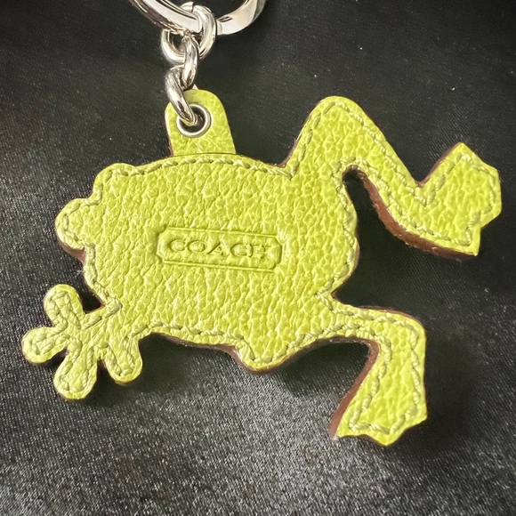 Coach vintage keychain - Frog leaping - Rare and adorable! - Picture 2 of 4